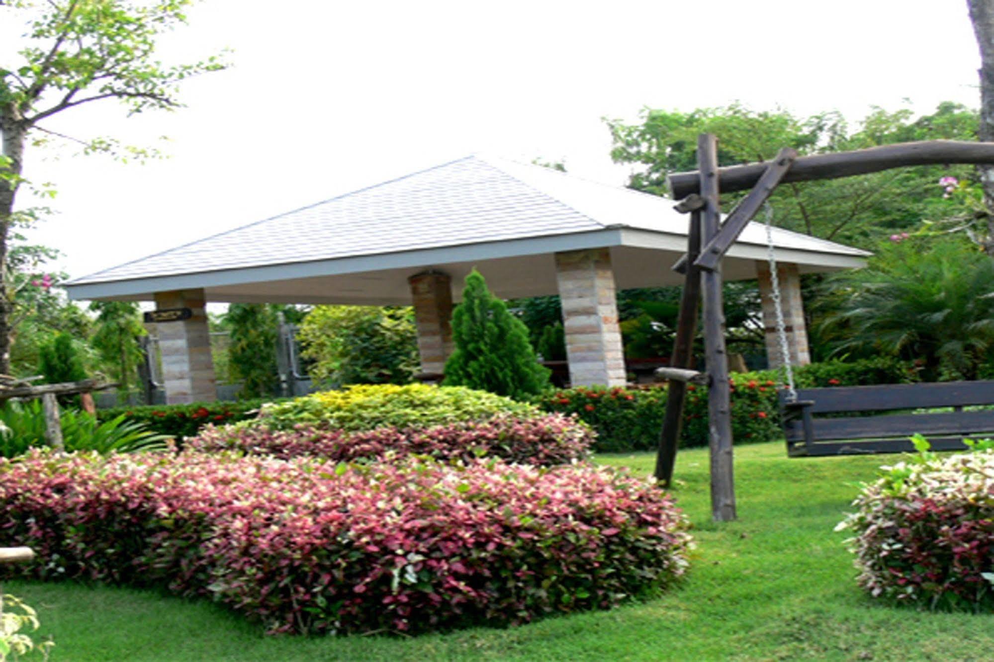 Chart Trip Resort Nakhonratchasima Exterior photo